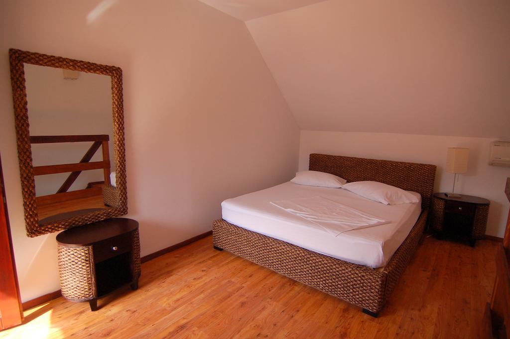 Doi Capitani Otel Crişan Oda fotoğraf