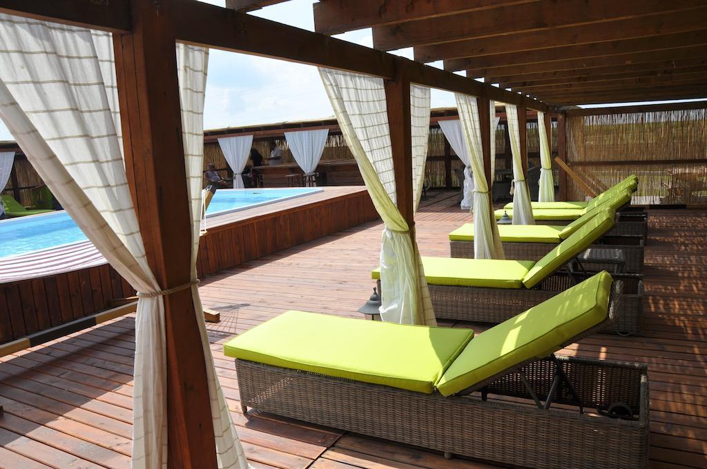Doi Capitani Otel Crişan Dış mekan fotoğraf