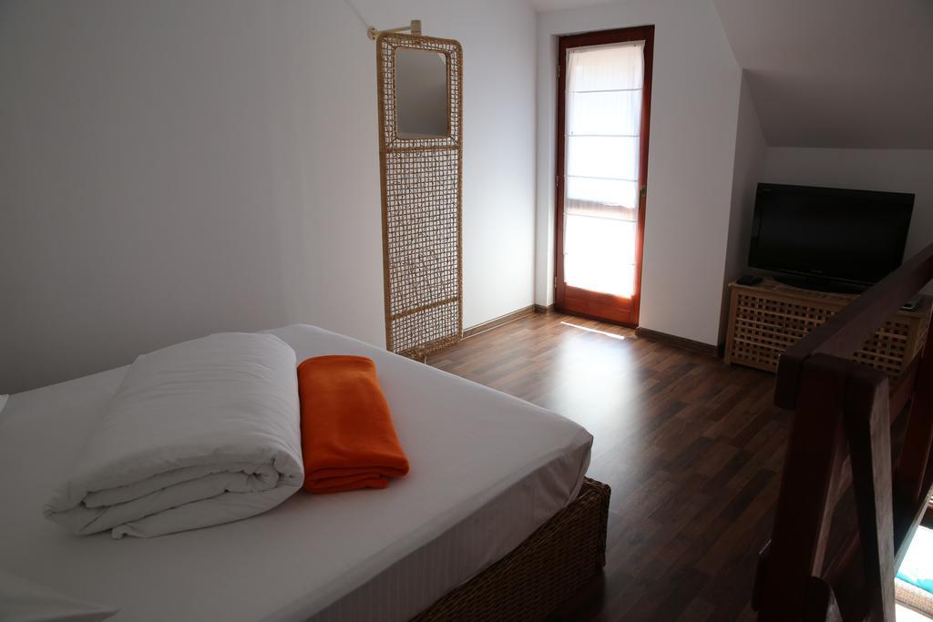 Doi Capitani Otel Crişan Dış mekan fotoğraf