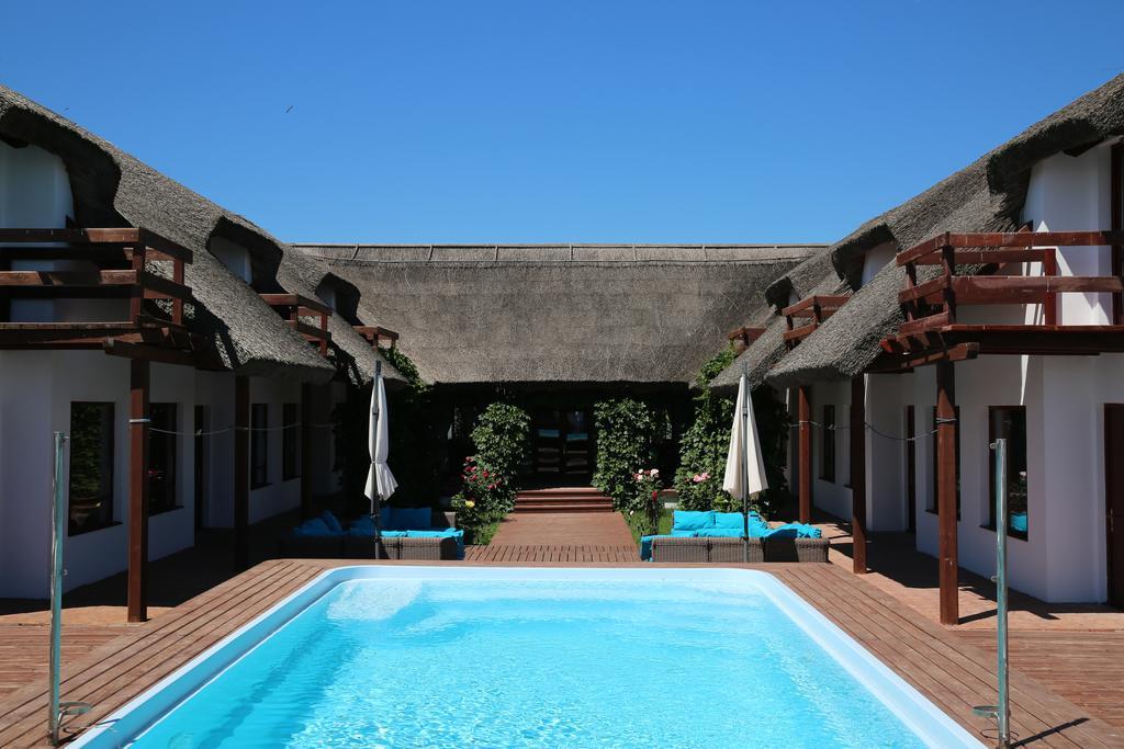 Doi Capitani Otel Crişan Dış mekan fotoğraf
