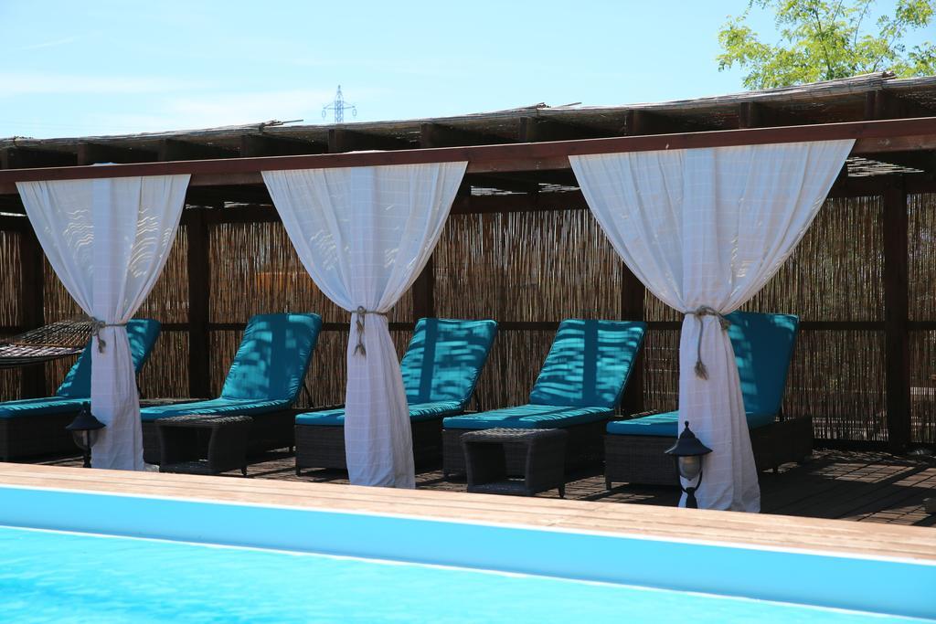 Doi Capitani Otel Crişan Dış mekan fotoğraf