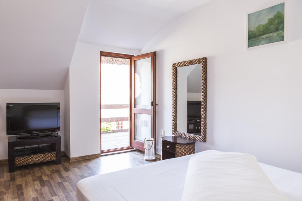 Doi Capitani Otel Crişan Dış mekan fotoğraf